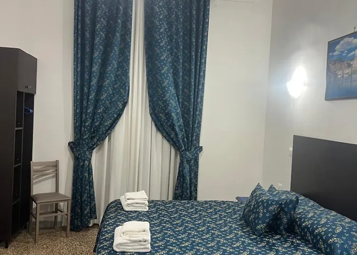 Ines Downtown לינה וארוחת בוקר רומא